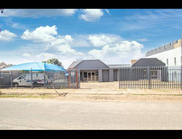 BUSINESS PROPERTY TO RENT IN KRUGERSDORP
